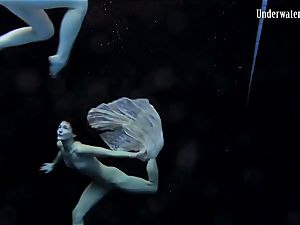 2 ladies swim and get naked uber-sexy